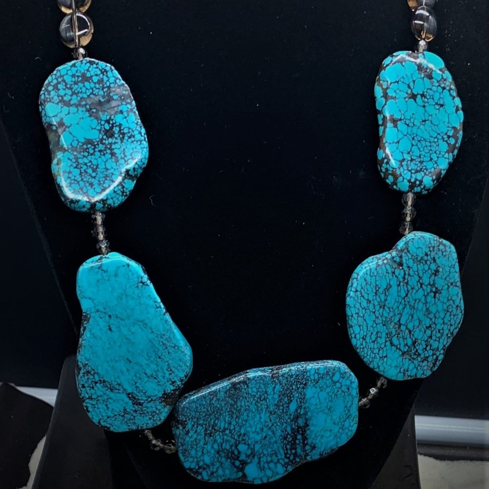 VINTAGE TURQUOISE NECKLACE